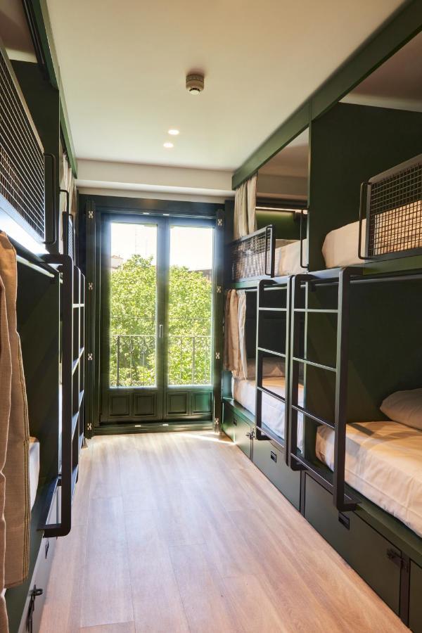 Latroupe Prado Hostel มาดริด ภายนอก รูปภาพ